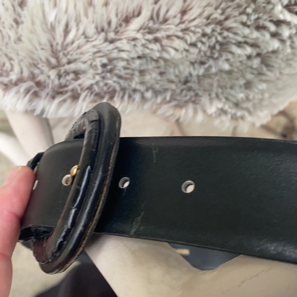 Leather Shop Black Belt gold accent with round snake print buckle - Picture 6 of 6